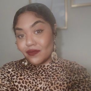 Meet your Posher, Shaundra